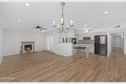 2137 E Apollo Avenue, Tempe, AZ 85283 - Photo 9