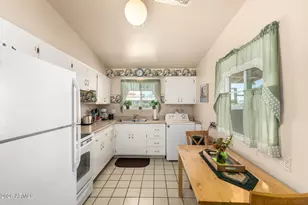 10801 W Windsor Dr, Sun City, AZ 85351 - Photo 3