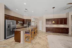 9749 W Bent Tree Dr, Peoria, AZ 85383 - Photo 11