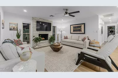 4132 W Paradise Lane, Phoenix, AZ 85053 - Photo 17