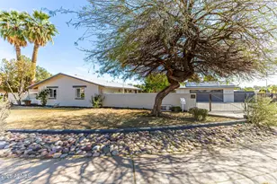 2419 W Shaw Butte Dr, Phoenix, AZ 85029 - Photo 5