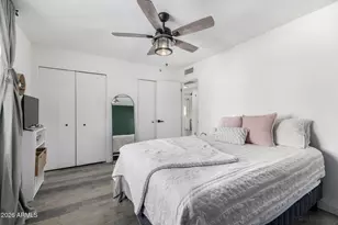 2419 W Shaw Butte Dr, Phoenix, AZ 85029 - Photo 23