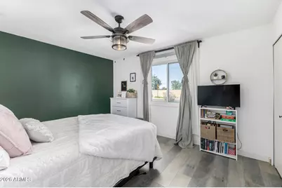 2419 W Shaw Butte Drive, Phoenix, AZ 85029 - Photo 21