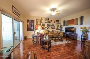 11062 W Coggins Dr, Sun City, AZ 85351 - Photo 9