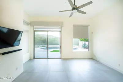 10858 E Hedgehog Place, Scottsdale, AZ 85262 - Photo 11