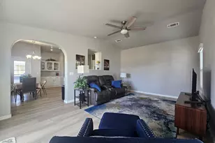 650 N Hawes Rd, Mesa, AZ 85207 - Photo 35