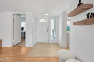 3048 E Cannon Dr, Phoenix, AZ 85028 - Photo 3