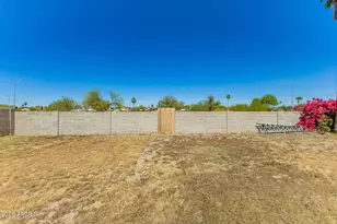 2040 E Monte Cristo Ave, Phoenix, AZ 85022 - Photo 17