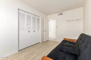 2040 E Monte Cristo Ave, Phoenix, AZ 85022 - Photo 9