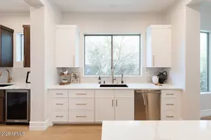 323 W Malibu Dr, Chandler, AZ 85248 - Photo 27