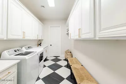 323 W Malibu Drive, Chandler, AZ 85248 - Photo 39