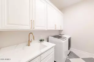 323 W Malibu Dr, Chandler, AZ 85248 - Photo 55