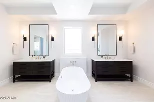 323 W Malibu Dr, Chandler, AZ 85248 - Photo 45