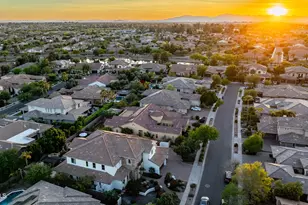 323 W Malibu Dr, Chandler, AZ 85248 - Photo 91