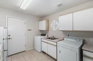 11818 N 56th Ave, Glendale, AZ 85304 - Photo 25