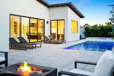 4002 N 33rd Place, Phoenix, AZ 85018 - Photo 1