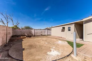 2921 E Oraibi Dr, Phoenix, AZ 85050 - Photo 31