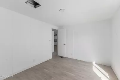 2921 E Oraibi Drive, Phoenix, AZ 85050 - Photo 21