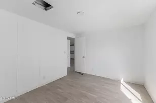 2921 E Oraibi Dr, Phoenix, AZ 85050 - Photo 21