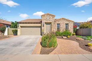 2326 E Balsam Dr, Chandler, AZ 85286 - Photo 1