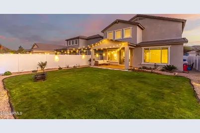 2430 E Saint Anne Avenue, Phoenix, AZ 85042 - Photo 9