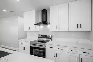 1134 E Las Palmaritas Dr, Phoenix, AZ 85020 - Photo 9