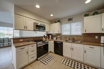 517 S Marina Drive, Gilbert, AZ 85233 - Photo 29