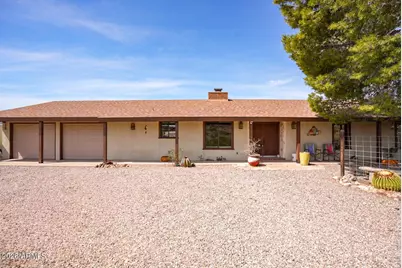 11460 E Plateau Drive, Cornville, AZ 86325 - Photo 1