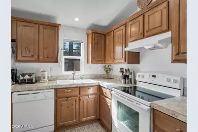 17158 E Grizzly Ridge Road, Munds Park, AZ 86017 - Photo 9