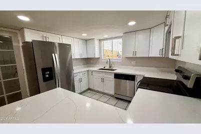 4502 W Edgemont Avenue, Phoenix, AZ 85035 - Photo 7