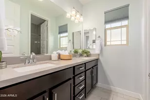 3413 E Crest Ln, Phoenix, AZ 85050 - Photo 29