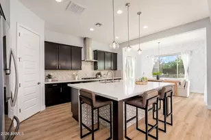 3413 E Crest Ln, Phoenix, AZ 85050 - Photo 13