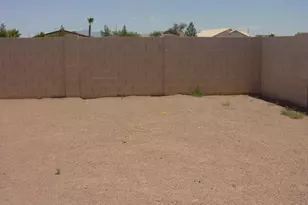 14097 S Berwick Rd, Arizona City, AZ 85123 - Photo 5