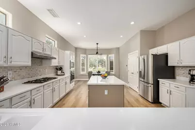 18733 N Avila Drive, Surprise, AZ 85387 - Photo 9