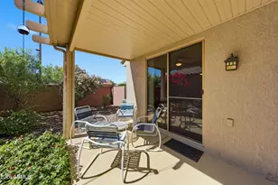 19535 N Carriage Ln, Surprise, AZ 85374 - Photo 27