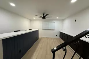 429 E Greenway Dr, Tempe, AZ 85282 - Photo 21