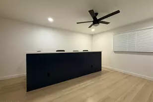 429 E Greenway Dr, Tempe, AZ 85282 - Photo 23