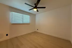 429 E Greenway Dr, Tempe, AZ 85282 - Photo 27