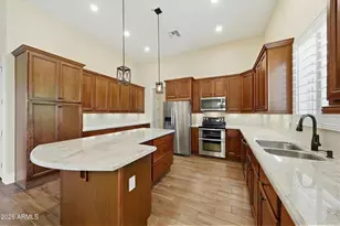 8974 N 8th Ln, Phoenix, AZ 85021 - Photo 13