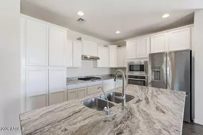 10728 W Brooklite Lane, Peoria, AZ 85383 - Photo 5