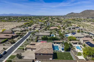 7580 W Questa Dr, Peoria, AZ 85383 - Photo 89