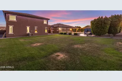 7580 W Questa Drive, Peoria, AZ 85383 - Photo 11