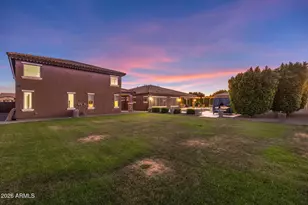 7580 W Questa Dr, Peoria, AZ 85383 - Photo 11