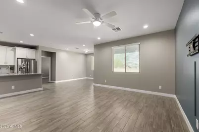 13130 W Crestvale Drive, Peoria, AZ 85383 - Photo 7