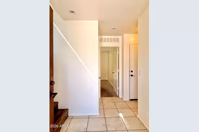 1834 N 77th Glen, Phoenix, AZ 85035 - Photo 7