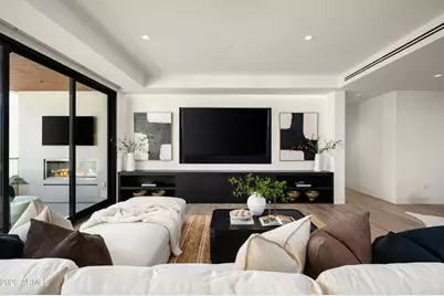 6587 N Palmeraie Boulevard #2002, Paradise Valley, AZ 85253 - Photo 15