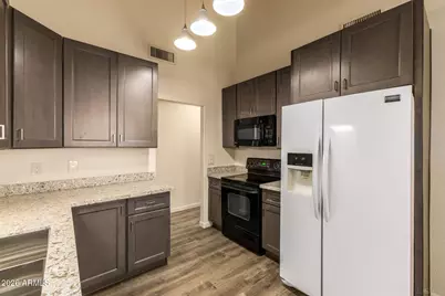 1638 E Fairview Street, Chandler, AZ 85225 - Photo 11