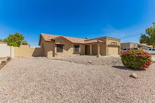 1638 E Fairview St, Chandler, AZ 85225 - Photo 3