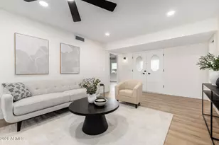 10822 W Roundelay Cir, Sun City, AZ 85351 - Photo 9