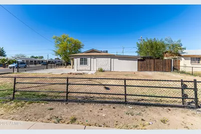 1001 N 30th Avenue, Phoenix, AZ 85009 - Photo 9